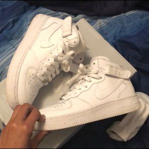 Air Force one mid